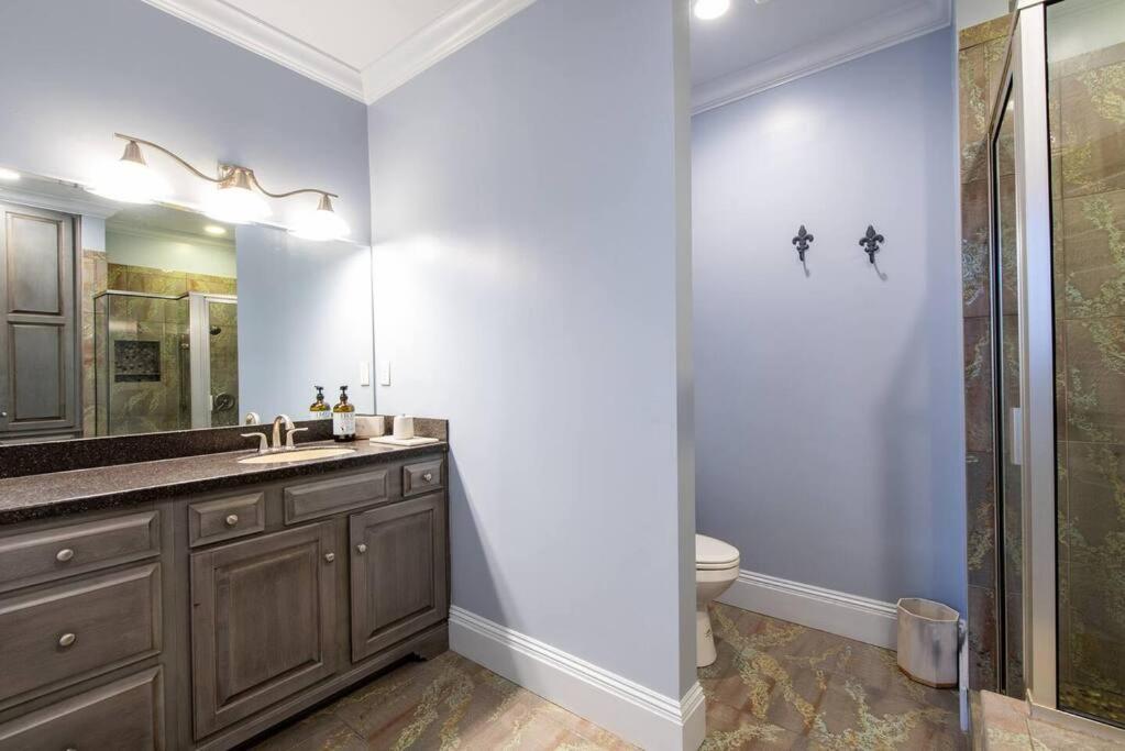 Downtown Sophistication/ Two Bedroom / Two Bath Louisville Exterior photo