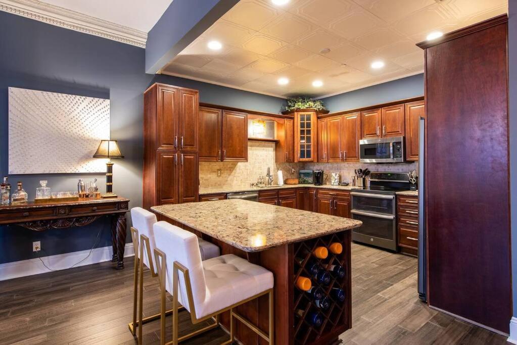 Downtown Sophistication/ Two Bedroom / Two Bath Louisville Exterior photo