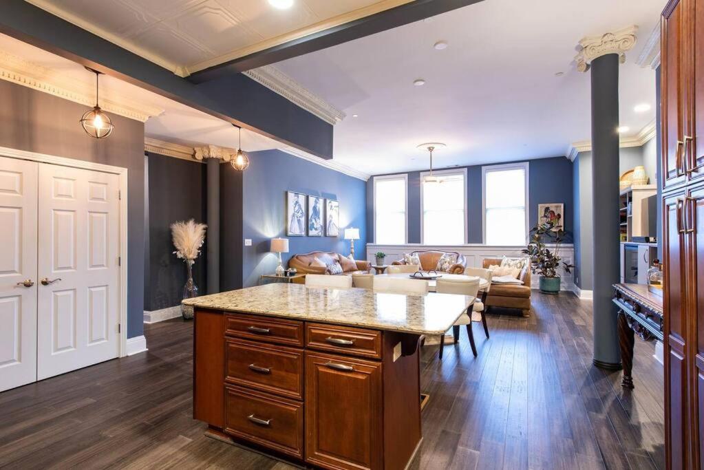 Downtown Sophistication/ Two Bedroom / Two Bath Louisville Exterior photo